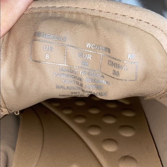 Easy Spirit Sneakers - Picture 6 of 6